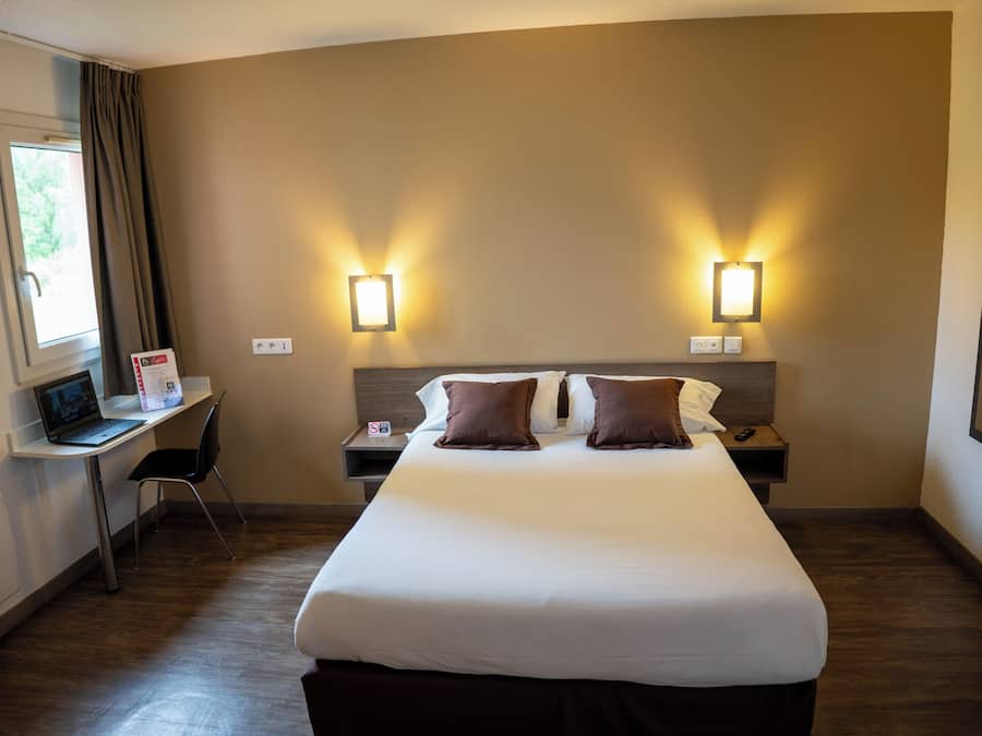 Double Room | Desk, blackout drapes, soundproofing, iron/ironing board