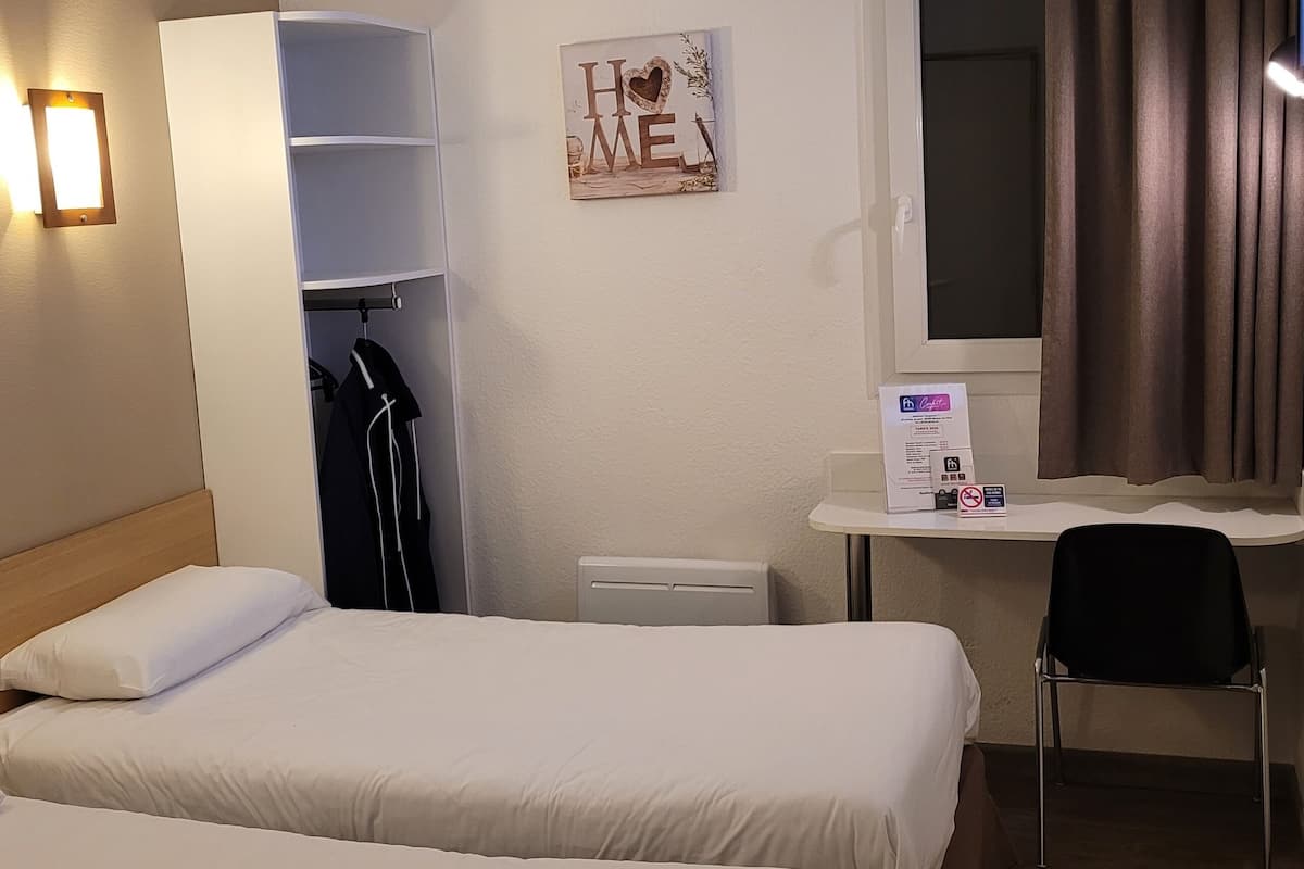 Standard Room, 2 Single Beds