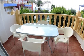 Superior appartement, 2 slaapkamers, uitzicht op zee | Terras