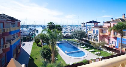 Apartamentos Marina Internacional