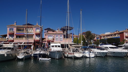 Apartamentos Marina Internacional