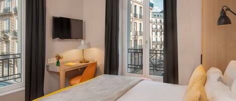 Premium bedding, pillow-top beds, in-room safe, desk