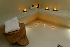 Treatment room - Hotel Le Mareuil (Paris)