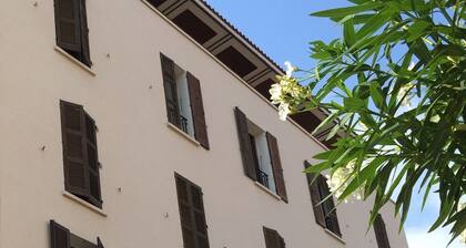 Grand Hotel