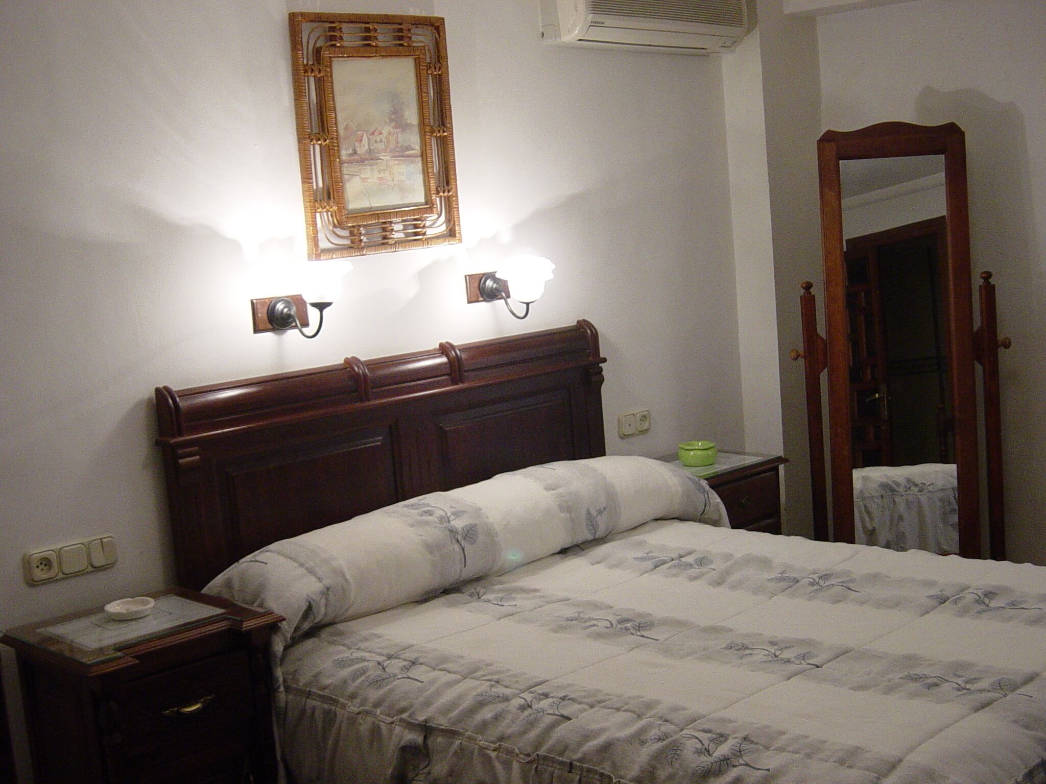 1 bedroom, premium bedding, memory foam beds, minibar