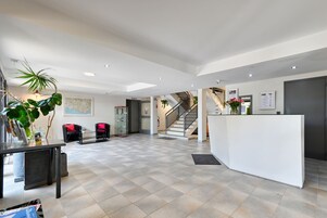 Sala de estar en el lobby