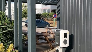 Electric vehicle-charging station