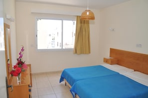 In-room safe, desk, laptop workspace, blackout curtains