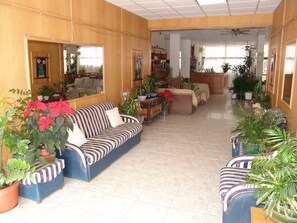 Sala de estar en el lobby