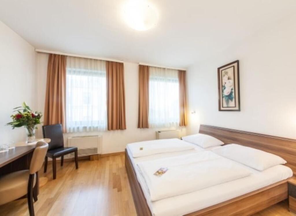 Individualmente decorados, individualmente mobiliados, escrivaninha