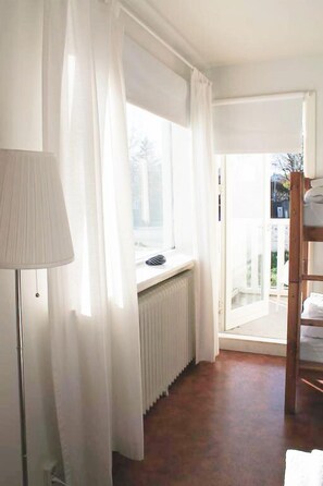Quadruple Room | Desk, blackout drapes, cribs/infant beds, rollaway beds - Reykjavik Hostel Village (Reykjavik)