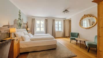 Superior-Apartment mit separatem Schlafzimmer | Zimmersafe, individuell dekoriert, individuell eingerichtet