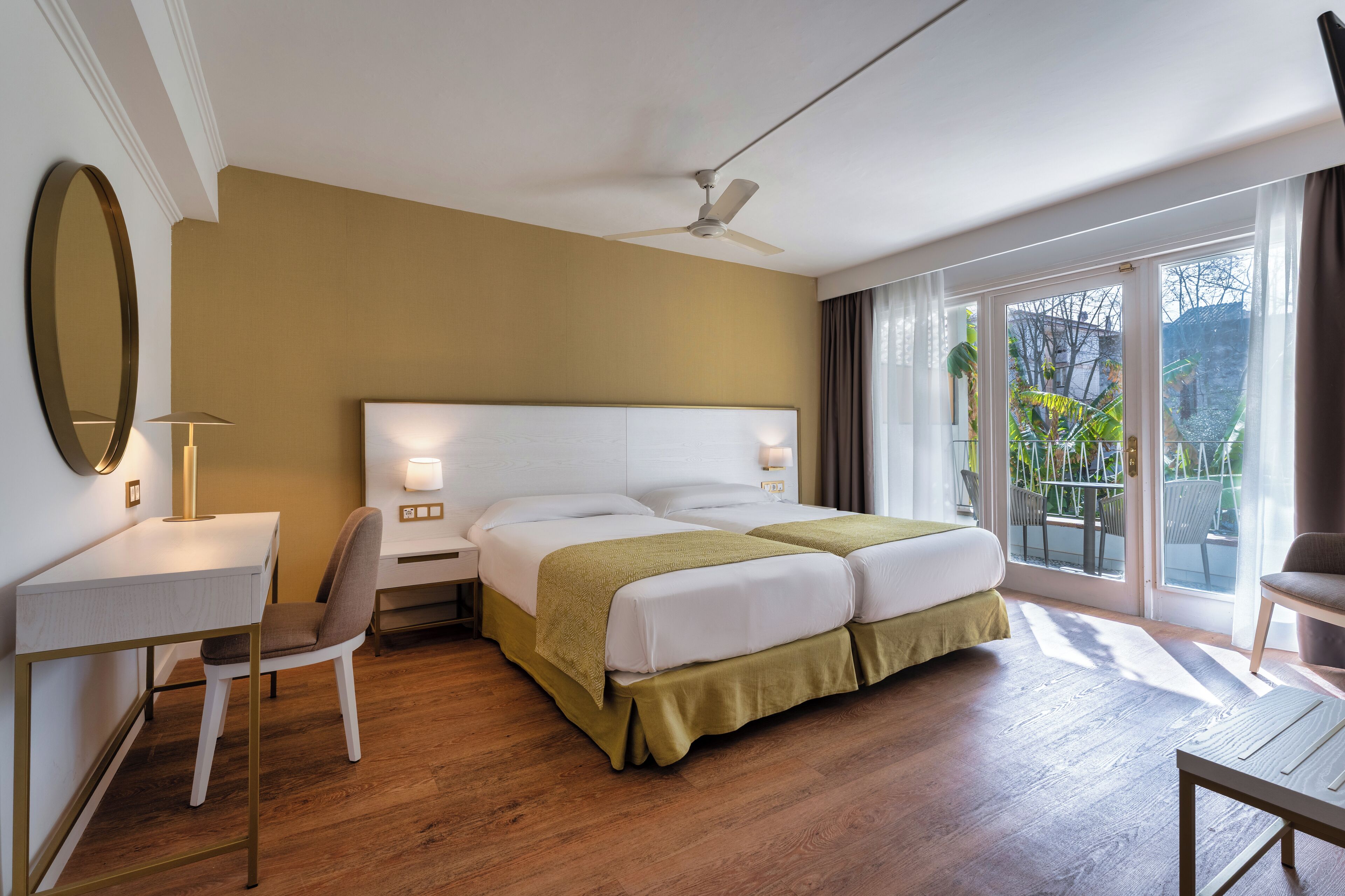 Twin Room, Balcony | 1 bedroom, down duvets, minibar, in-room safe