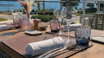 Breakfast, lunch, dinner served; French cuisine