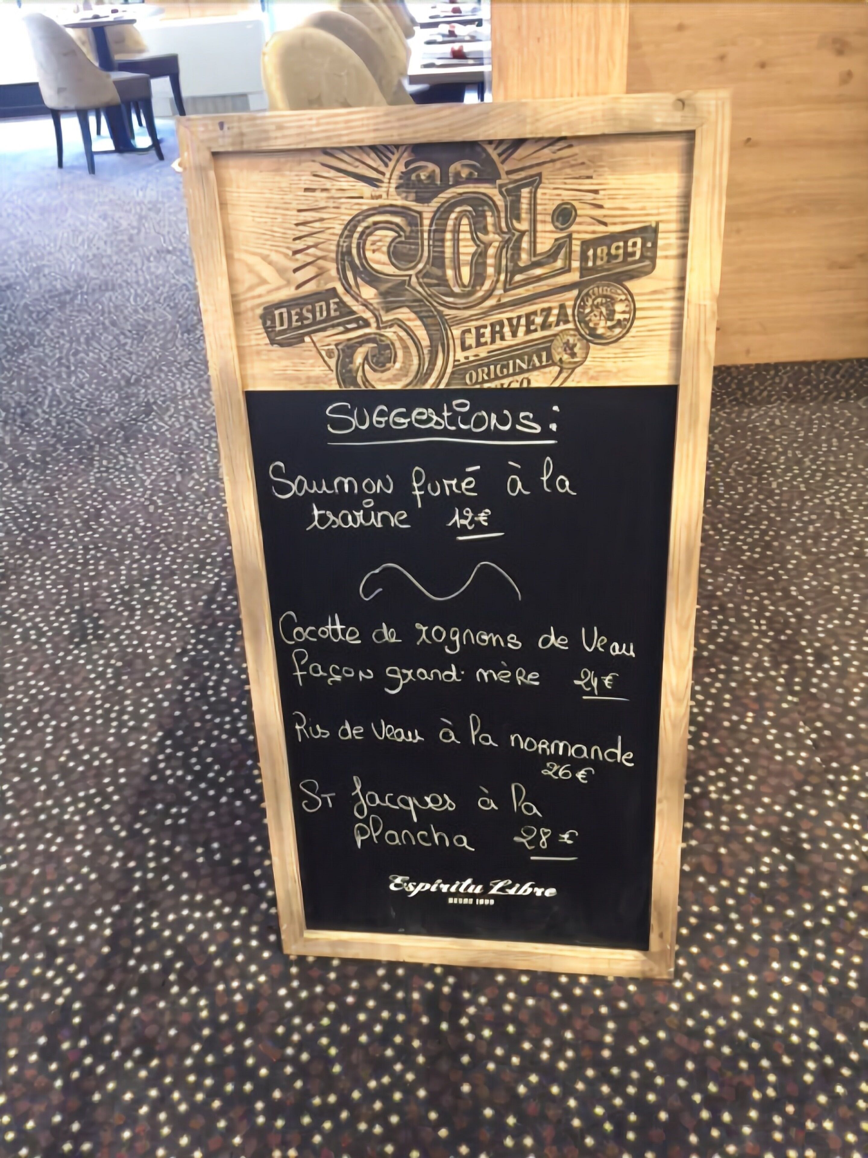 breakfast, lunch, dinner served; french cuisine