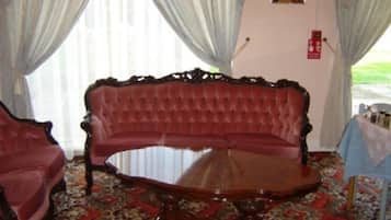 Sala de estar en el lobby