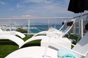 Terrasse au soleil