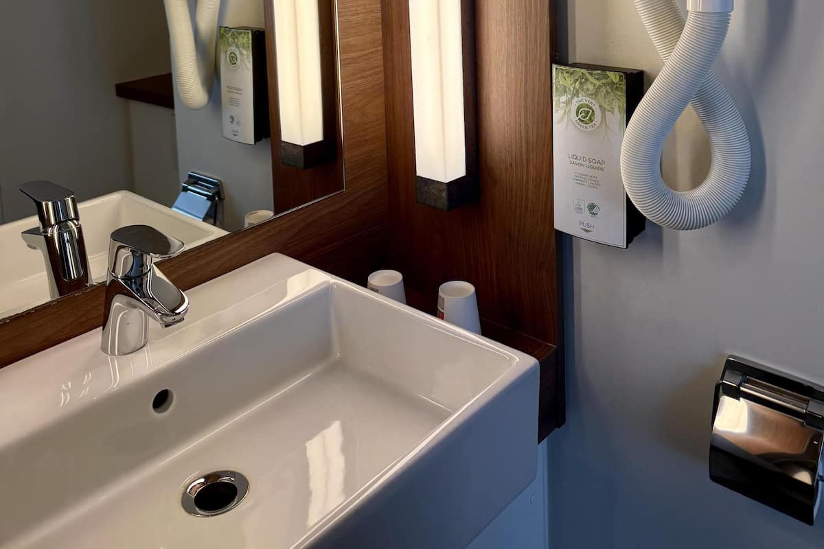 Shower, eco-friendly toiletries, hair dryer, towels