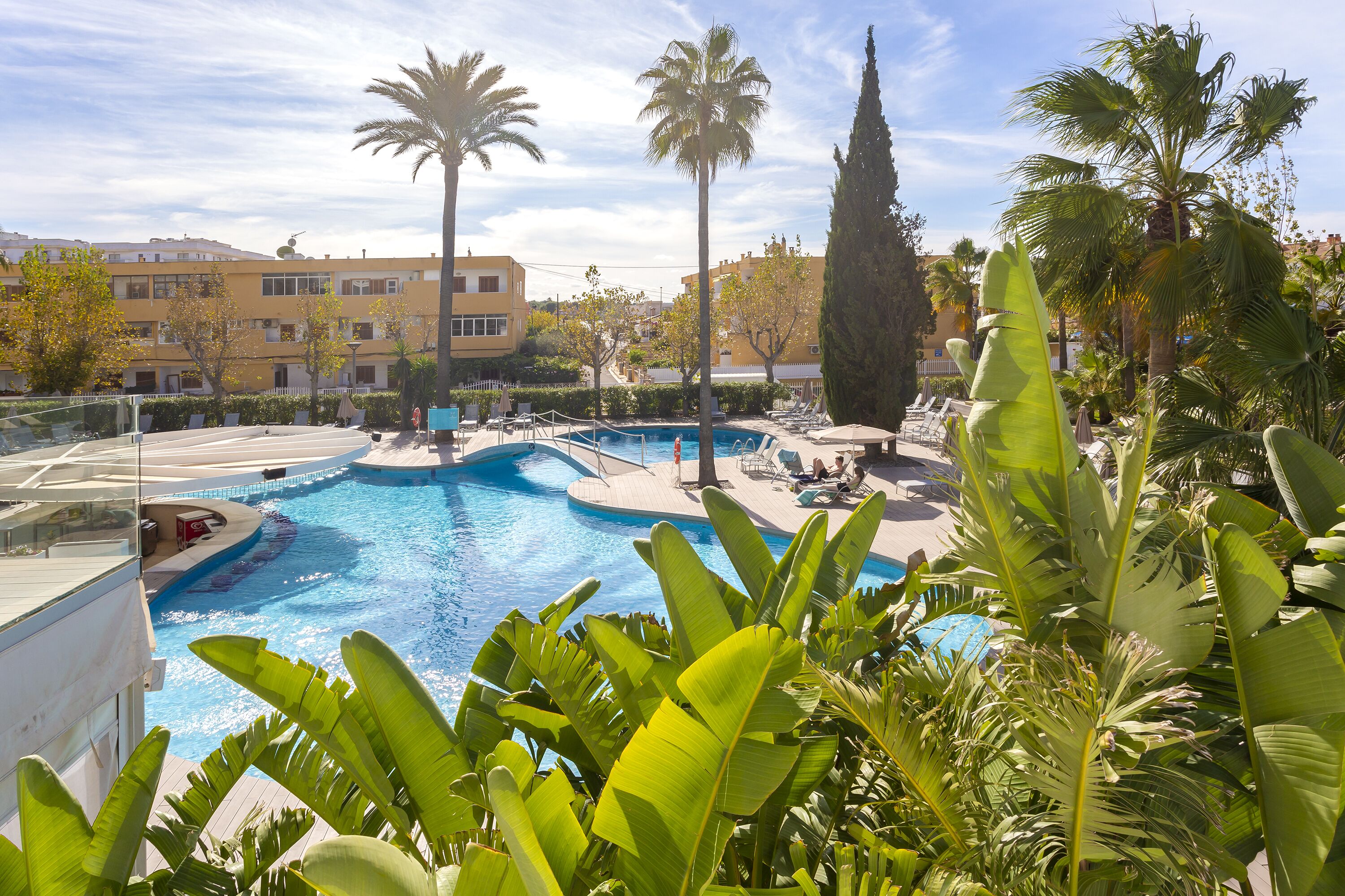 outdoor pool, pool umbrellas, pool loungers