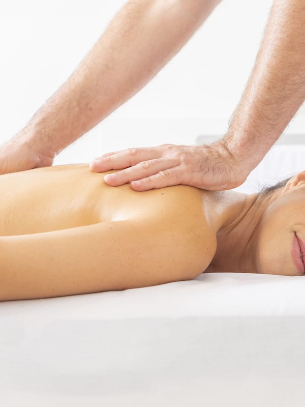 Sauna, hot tub, steam room, body treatments, 1 treatment room, massages