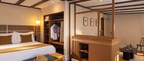 Familiesuite, 1 queensize-seng med sovesofa | Sengetøy av topp kvalitet, minibar, safe på rommet og skrivebord