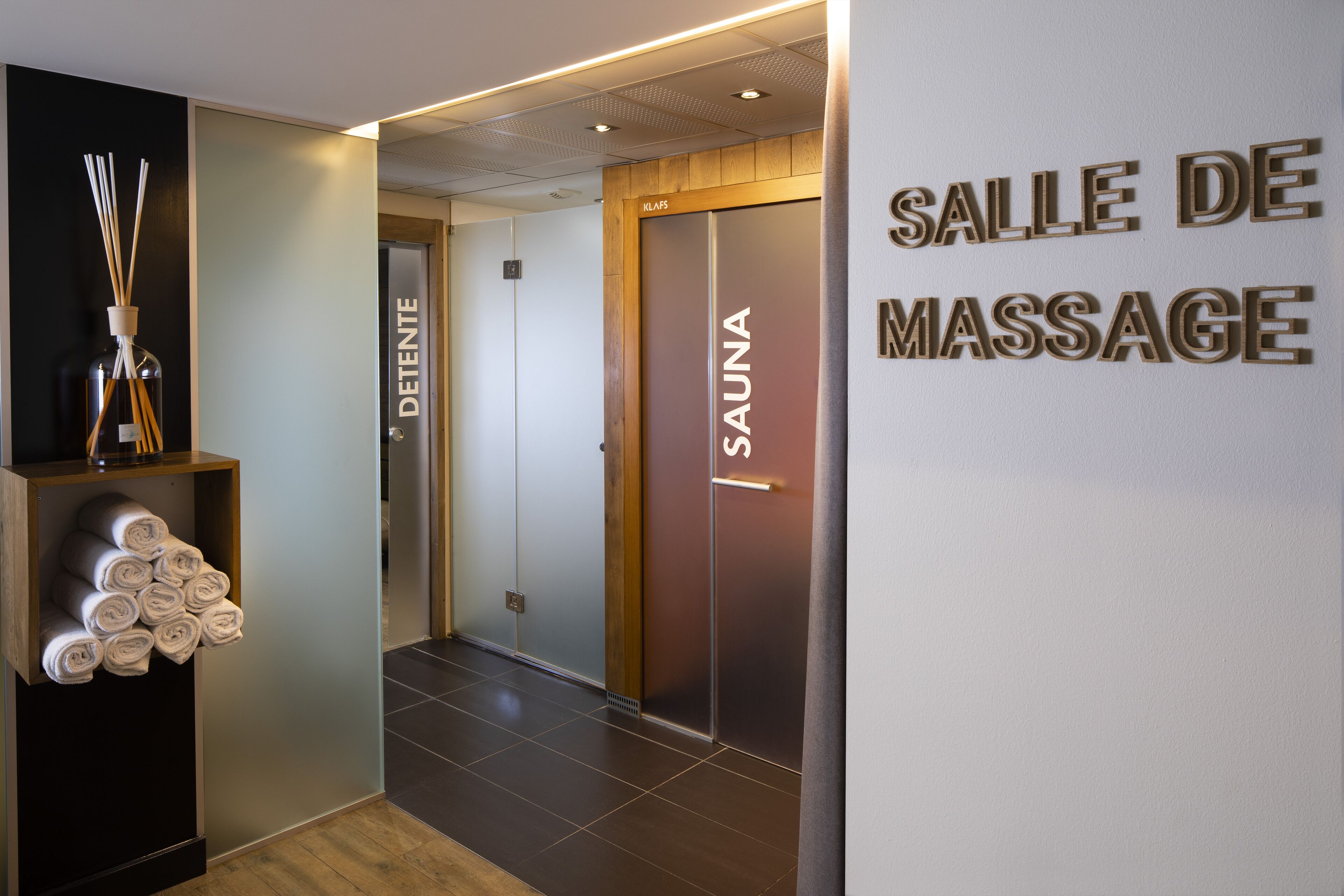 1 salle de soins, massages