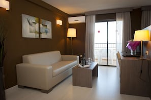 Suite | Woonkamer | Flatscreentelevisie