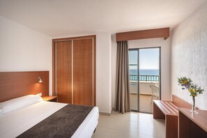 Matelas mémoire de forme, minibar, coffres-forts dans les chambres