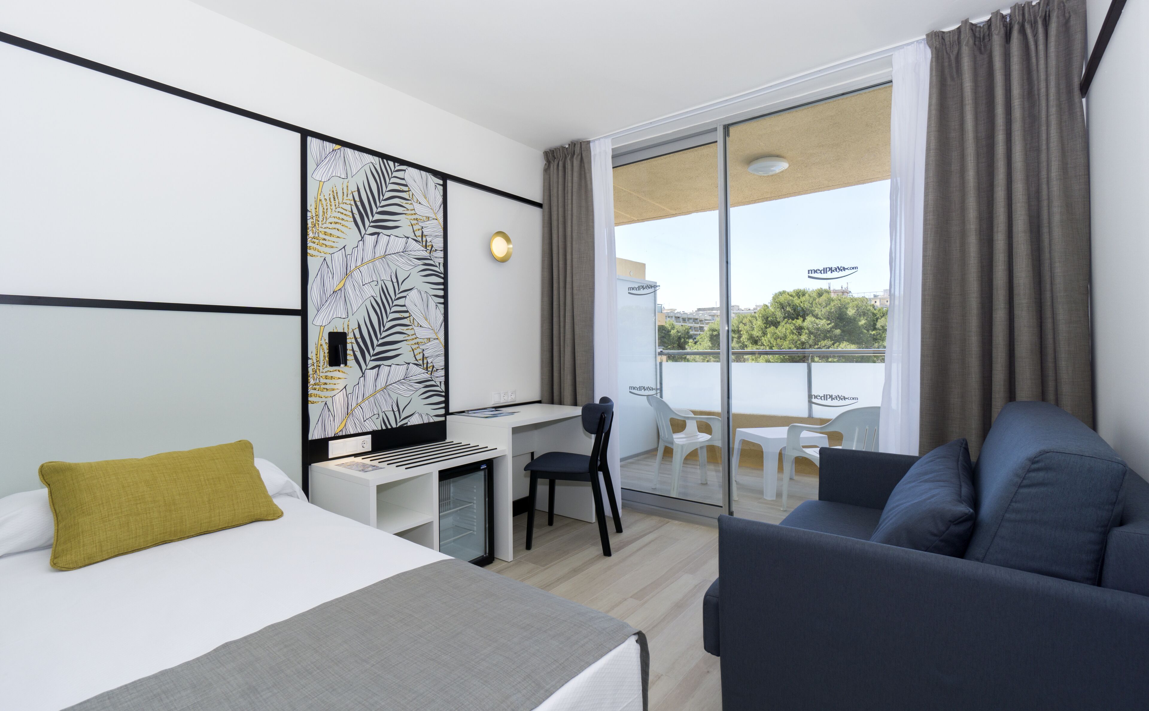 Coffres-forts dans les chambres, Wi-Fi gratuit, draps fournis