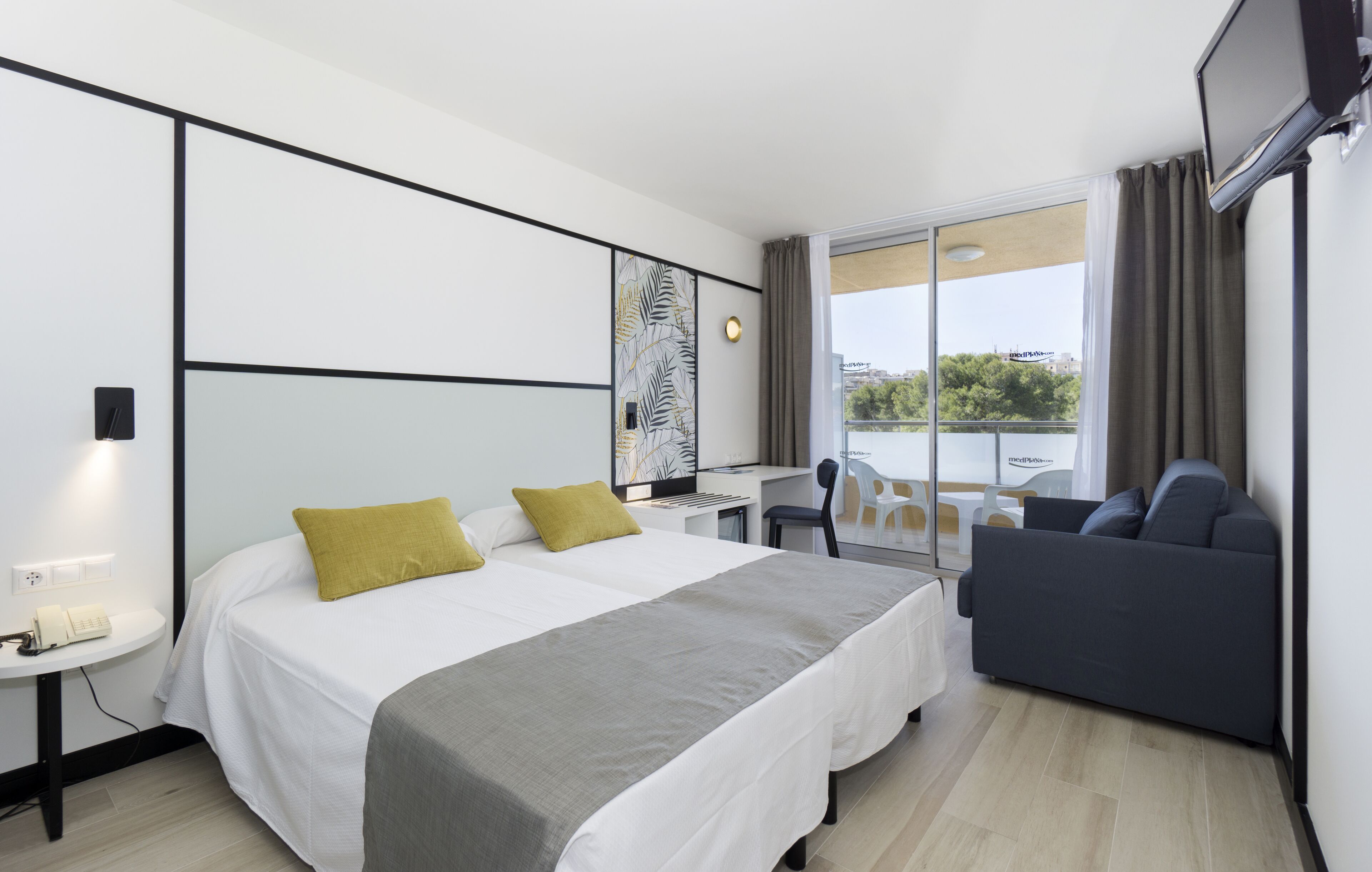Coffres-forts dans les chambres, Wi-Fi gratuit, draps fournis