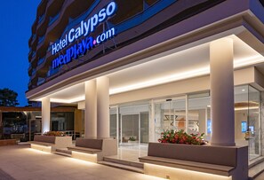 Front of property - Medplaya Hotel Calypso (Salou)