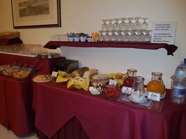 Daily buffet breakfast (EUR 15 per person)