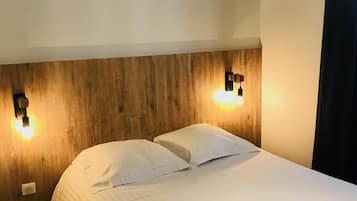 Comfort Double Room | Langsir/tirai gelap terus, kalis bunyi, seterika/papan seterika