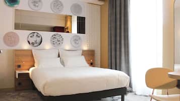 Premium bedding, in-room safe, desk, laptop workspace
