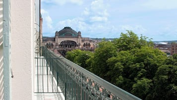 Esterni