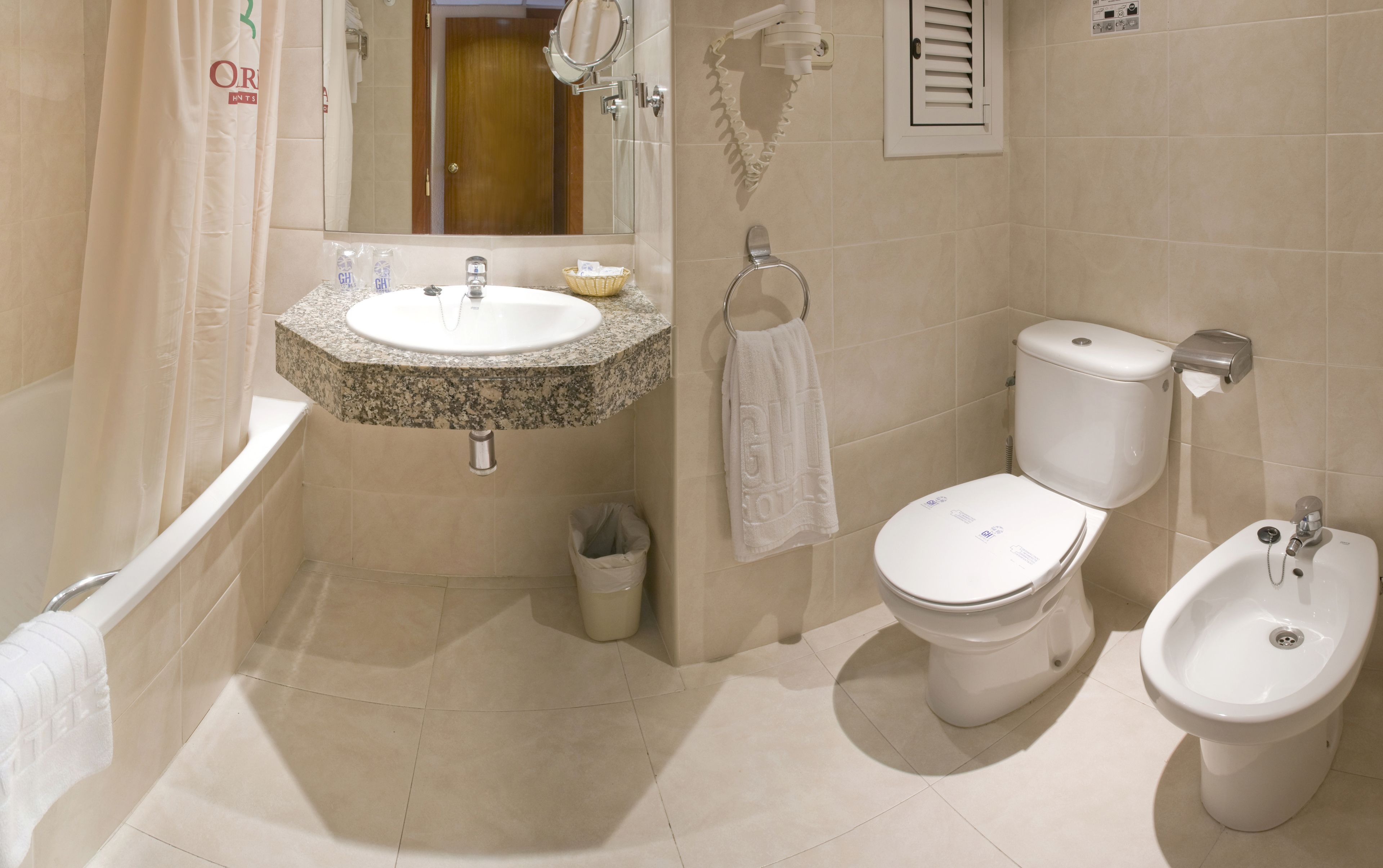 Photo - GHT Oasis Park & Spa