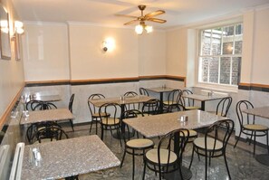 Restaurant - European Hotel (London)