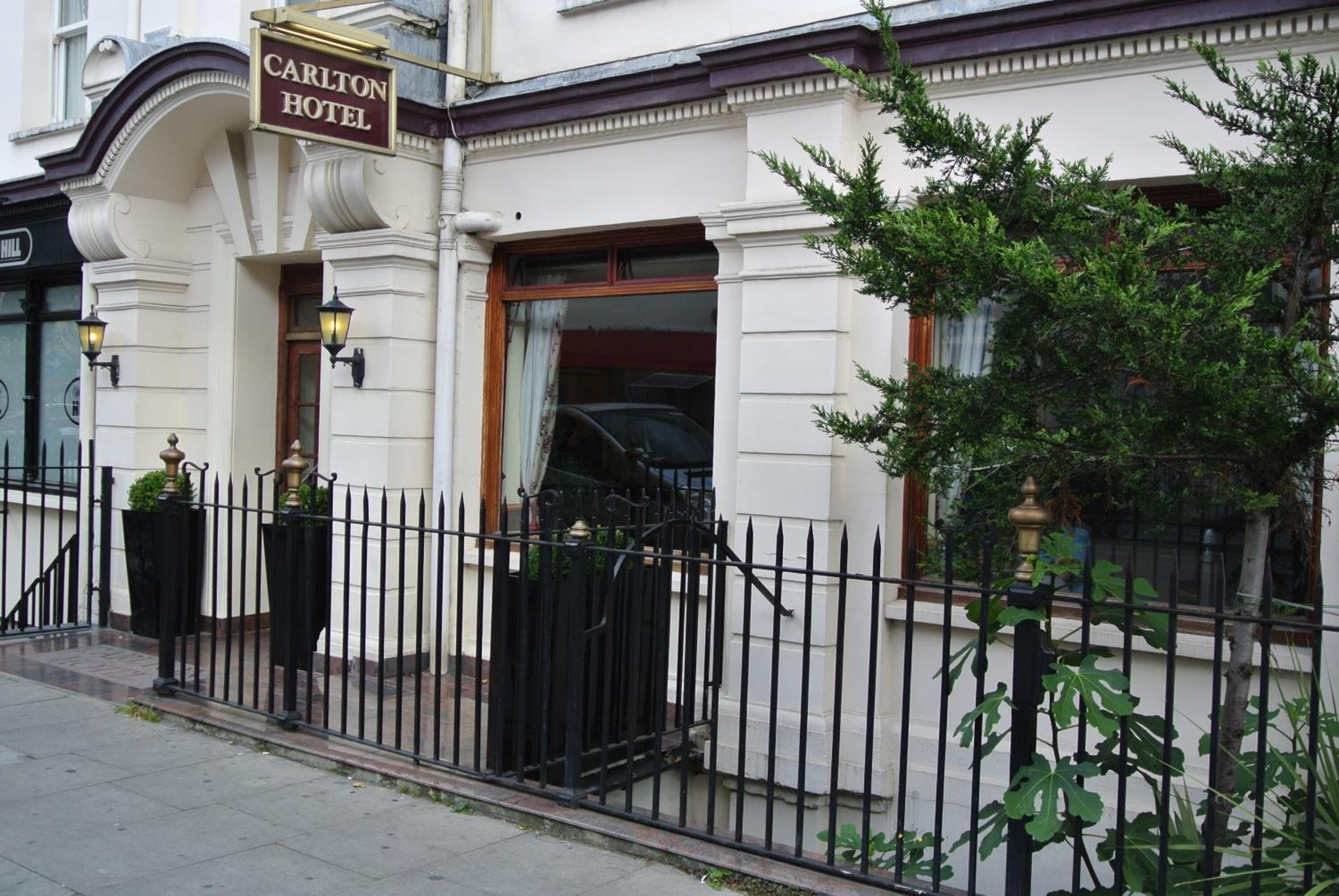 Foto - Carlton Hotel