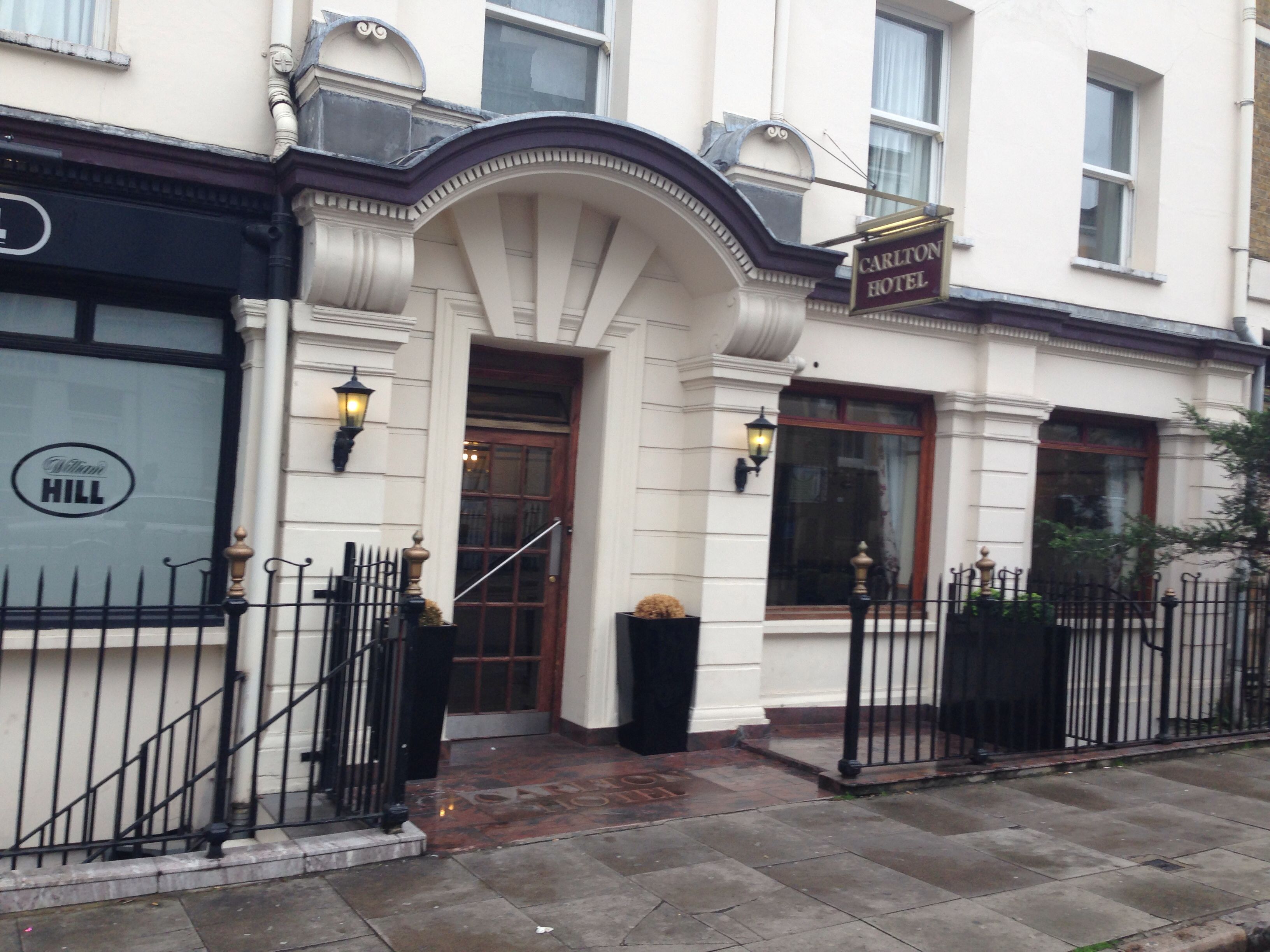 Foto - Carlton Hotel