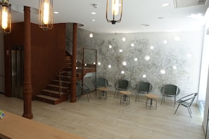 Sala de estar en el lobby
