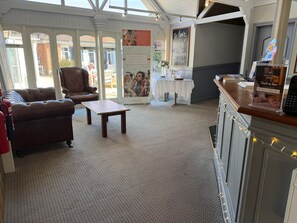 Reception - St Leonard's Hotel by Greene King Inns (Ringwood)