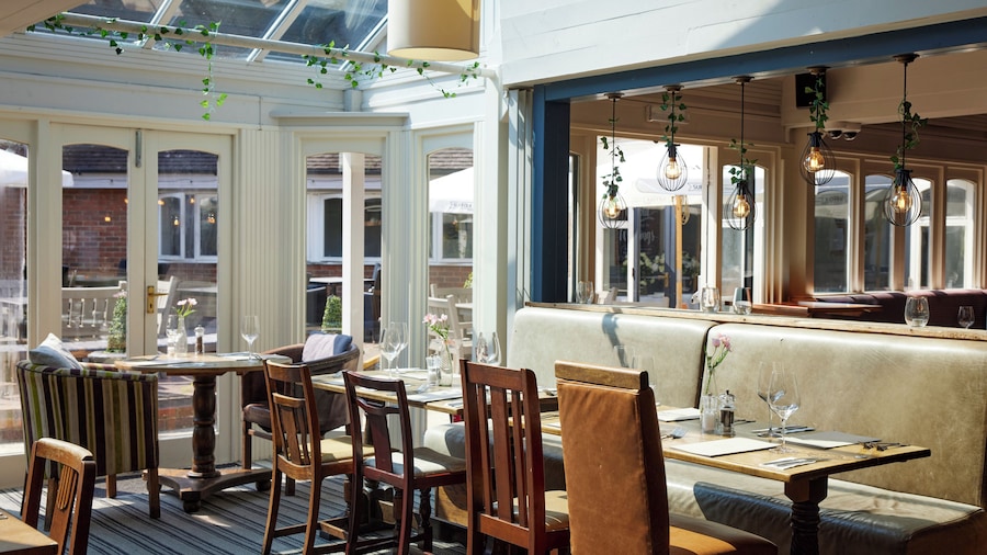 圣莱奥纳德酒店 - 格林国王旅馆