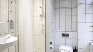 Standard Double Room, Private Bathroom | Bathroom