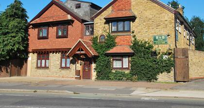 Oakwood B&B Heathrow