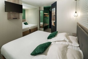Family Room, Multiple Beds, Non Smoking