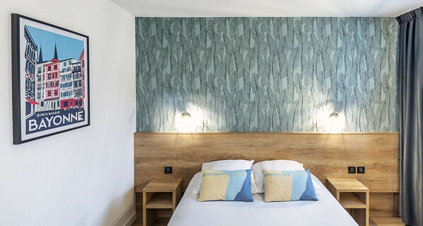 Individually decorated, individually furnished, desk, laptop workspace