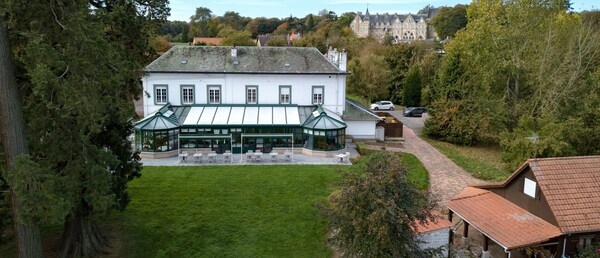 Logis _ Hotel Restaurant La Sapiniere - Norte