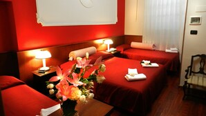 Room - Hotel Acquaverde (Genoa)