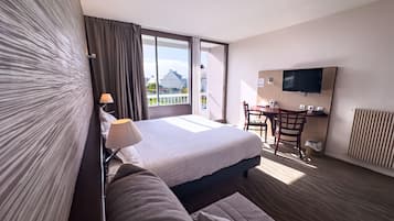 Työpöytä, kannettavalle tietokoneelle sopiva työtila, äänieristys