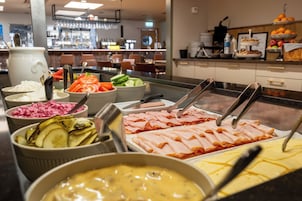 Gratis frukostbuffé varje dag